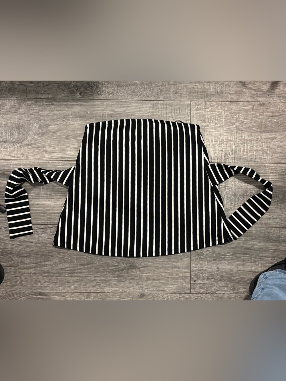 Express Women’s Black White Vertical Stripe Tie Waist Blouse Top XS